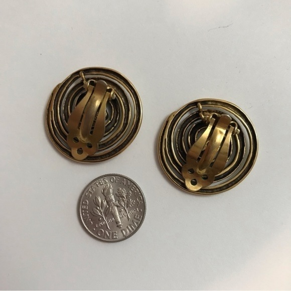 MFA Museum Of Fine Arts Snake Clip On  Earrings Gold Tone Vintage Estate - Picture 2 of 6